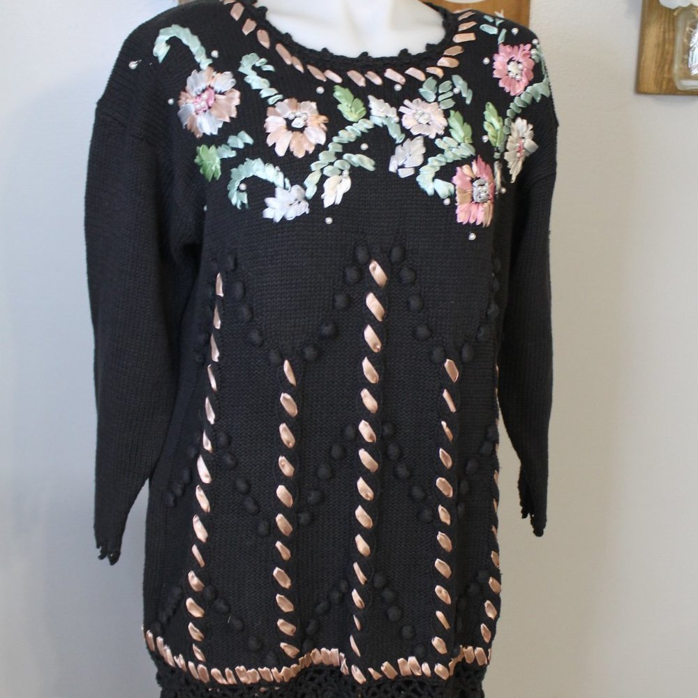 Colleen's Collectables Vintage Ribbon Floral Sweater NWT